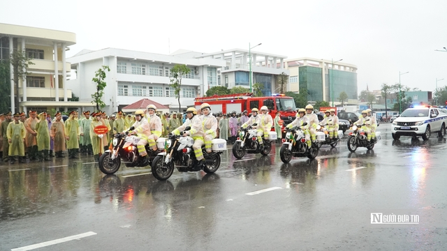 Bình Thuận tấn công mạnh mẽ tội phạm tín dụng đen và ma túy trong chiến dịch cao điểm Tết 2025- Ảnh 8.