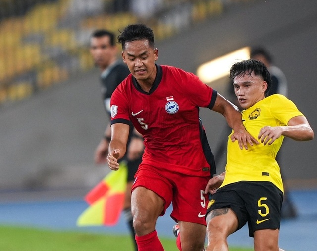 Tối 20/12, bị cầm hòa 0-0 trên sân nhà, Malaysia bất lực nhìn Singapore lấy vé vào bán kết AFF Cup 2024.