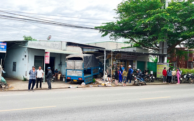 Khởi tố bắt tạm giam tài xế ngủ gật, gây tai nạn làm 2 người tử vong- Ảnh 2.