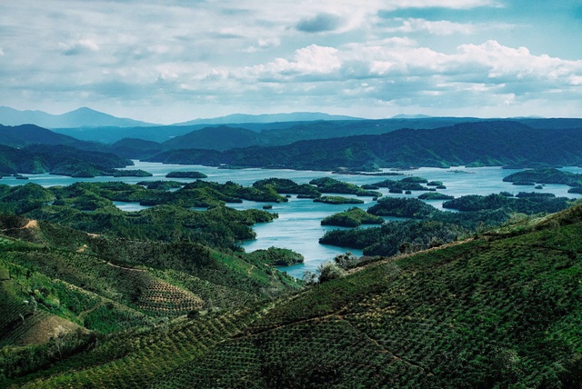 Tái công nhận danh hiệu Công viên địa chất toàn cầu UNESCO Đắk Nông: Cơ hội mới huy động các nguồn lực cho du lịch- Ảnh 5.