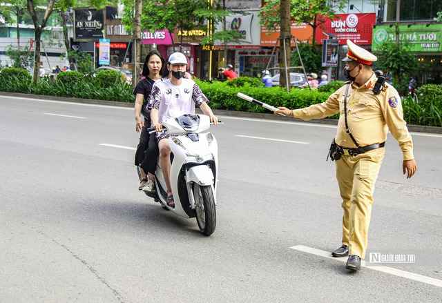 4 trường hợp cảnh sát giao thông được dừng xe từ 1/1/2025- Ảnh 1.