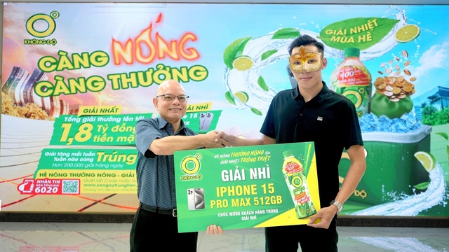 Trúng thưởng Iphone 15 Promax nhờ giải nhiệt cuộc sống với Trà Xanh Không Độ- Ảnh 1.