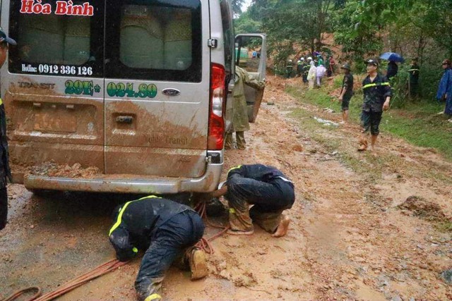 Thủ tướng chỉ đạo khẩn trương khắc phục sự cố sạt lở đất tại Hà Giang- Ảnh 1.