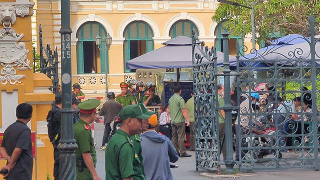 Hình ảnh hai cựu Cục trưởng Cục Đăng kiểm Việt Nam và các đồng phạm tại tòa- Ảnh 4.