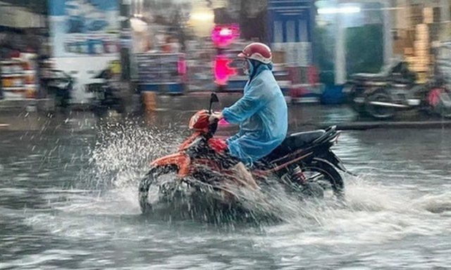 Miền Bắc lại sắp đón trận mưa lớn, sấm động sau những ngày nắng nóng oi bức- Ảnh 1.