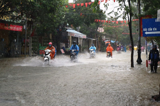 Dự báo thời tiết ngày 1/8/2024: Mưa to tiếp tục đến bao giờ?- Ảnh 1.