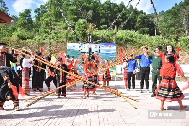 Ngày Tết Lấp Lỗ ở bản Rào Tre- Ảnh 8.