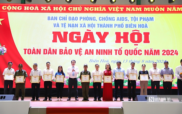 Thứ trưởng Lê Quốc Hùng dự Ngày hội Toàn dân bảo vệ an ninh Tổ quốc tại Đồng Nai- Ảnh 23.