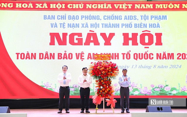 Thứ trưởng Lê Quốc Hùng dự Ngày hội Toàn dân bảo vệ an ninh Tổ quốc tại Đồng Nai- Ảnh 24.