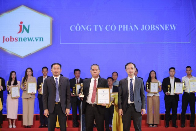 Jobsnew nhận tin vui tại Lễ công bố Thương hiệu xuất sắc châu Á 2024- Ảnh 1.