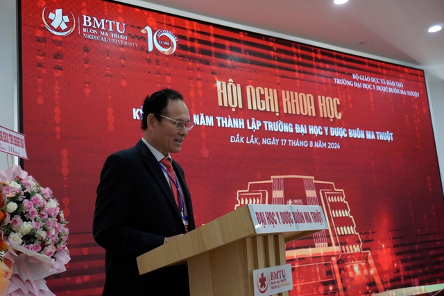 Trường Đại học Y dược Buôn Ma Thuột tổ chức Hội nghị khoa học kỷ niệm 10 năm thành lập- Ảnh 2.