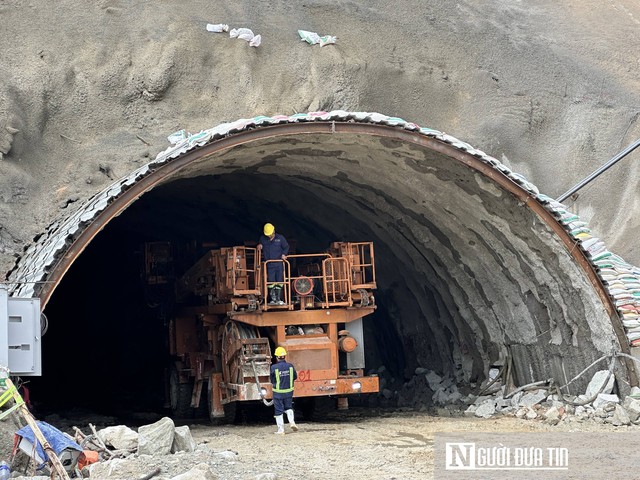 Dự án cao tốc Khánh Hòa–Buôn Ma Thuột: Thứ trưởng Bộ GTVT Lê Anh Tuấn chỉ đạo bám sát chặt chẽ tình hình triển khai- Ảnh 4.