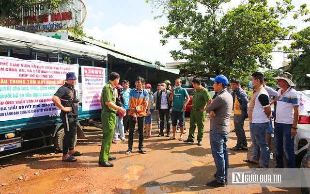 Vụ án tại Trung tâm dạy lái xe Sài Gòn: Học viên cung cấp thông tin qua số điện thoại nào?- Ảnh 2.