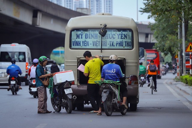 Bộ GTVT đề nghị các địa phương "mạnh tay" với xe dù, bến cóc- Ảnh 1.