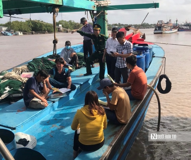 Bình Định thành lập nhiều đoàn công tác vào các tỉnh phía Nam tuyên truyền cho ngư dân không vi phạm vùng biển nước ngoài. Ảnh: Ngô Thoại