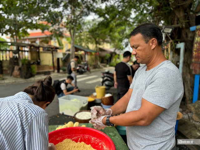 Người dân thành phố Đà Nẵng hy vọng góp sức san sẻ chút khó khăn của người dân vùng lũ.