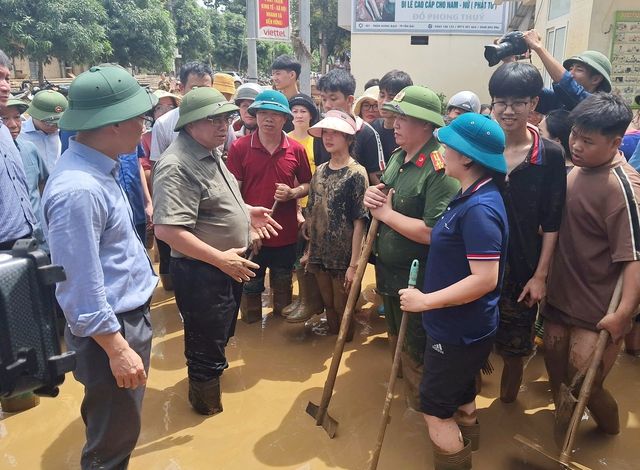 Thủ tướng tới Yên Bái chỉ đạo ứng phó, khắc phục hậu quả mưa lũ, thiên tai- Ảnh 1.