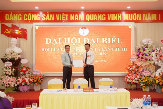 Hội Luật gia tỉnh Sơn La: Hướng hoạt động về cơ sở và tính thiết thực trong công tác hội- Ảnh 12.