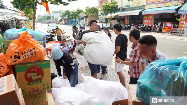 Nghĩa đồng bào sau những món quà thầm lặng gửi đến miền Bắc- Ảnh 1.