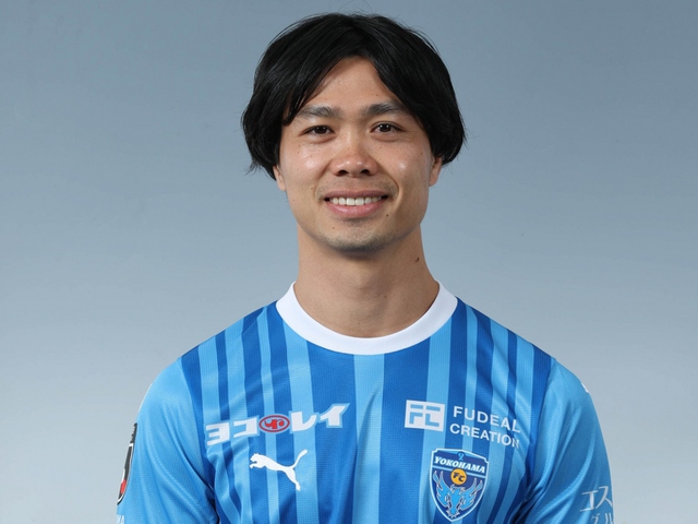 Công Phượng sẽ chia tay Yokohama FC sau gần 2 năm gắn bó. (Ảnh: Yokohama FC)