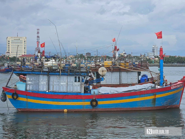 Quảng Bình cấm biển từ 0h ngày 19/9 cho đến khi đảm bảo an toàn- Ảnh 2.