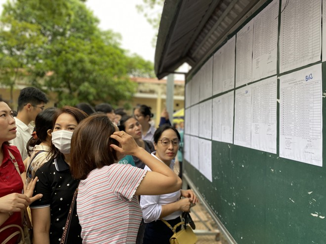 Bản tin 24/9: Hà Nội xử phạt 5 trường tuyển sinh quá chỉ tiêu lớp 10- Ảnh 1.