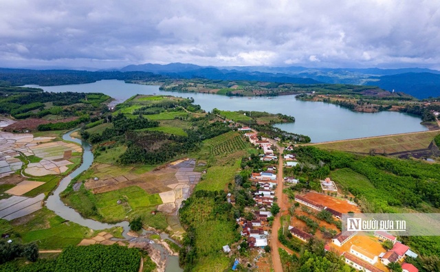 Xã vùng cao Vĩnh Sơn (huyện Vĩnh Thạnh) nơi sinh sống của cộng đồng người đồng bào dân tộc thiểu số Bana K'riêm đang trở thành điểm du lịch mới của địa phương. Ảnh: Dũng Nhân