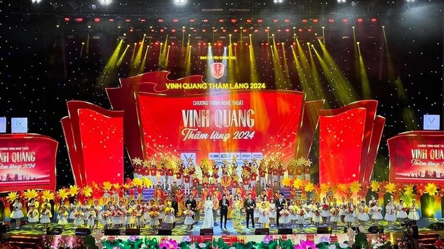 "Vinh quang thầm lặng 2024": Ngân mãi khúc tráng ca của ngành Cơ yếu Việt Nam- Ảnh 3.