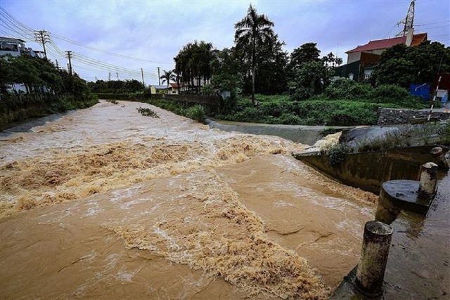 Bản tin 10/9: Xử lý nghiêm việc lan truyền thông tin "vỡ đê" các địa phương- Ảnh 1. Bản tin 10/9: Xử lý nghiêm việc lan truyền thông tin "vỡ đê" các địa phương- Ảnh 1.