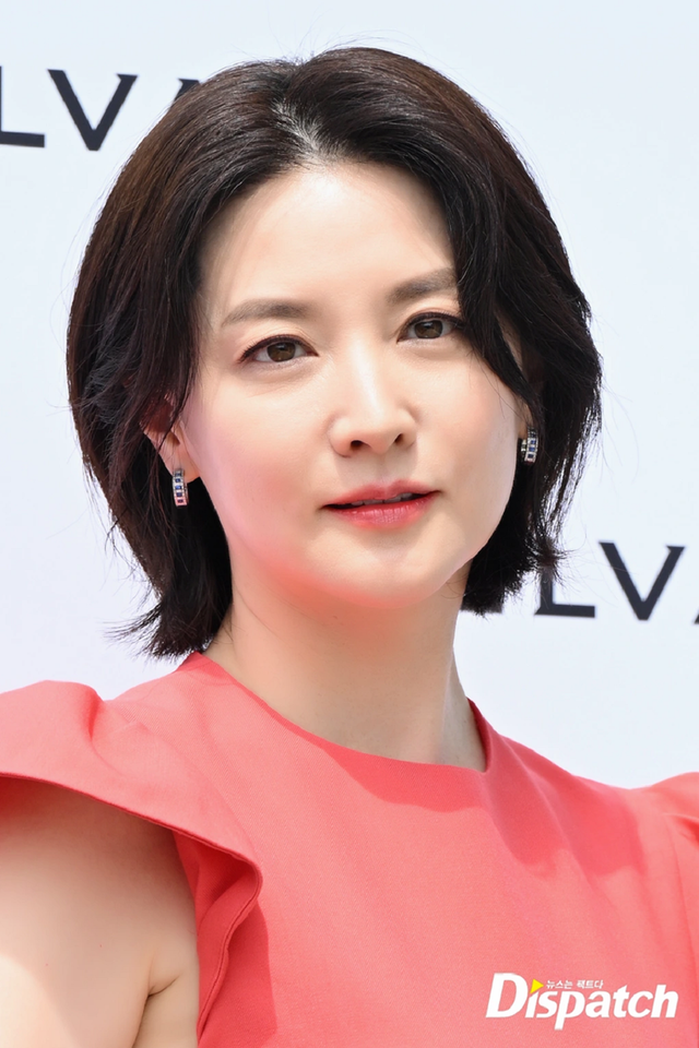 "Nàng Dae Jang Geum" Lee Young Ae U60 vẫn trẻ trung như 20 nhờ bí quyết độc đáo này- Ảnh 3.