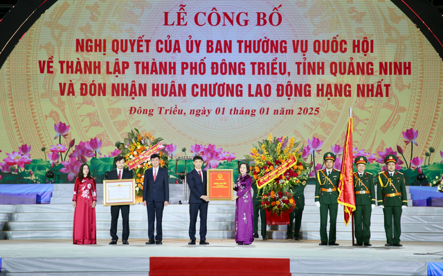 Quảng Ninh công bố thành lập thành phố thứ 5- Ảnh 1. Quảng Ninh công bố thành lập thành phố thứ 5- Ảnh 1.