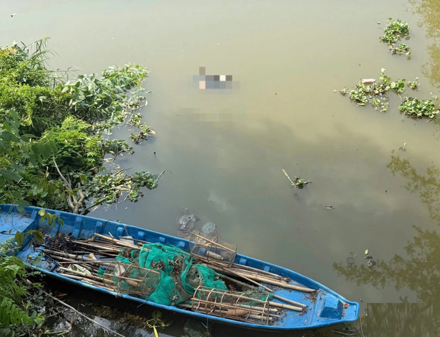 Công an điều tra vụ nam thanh niên tử vong dưới sông nghi liên quan đến vụ trộm hoa Tết- Ảnh 1.