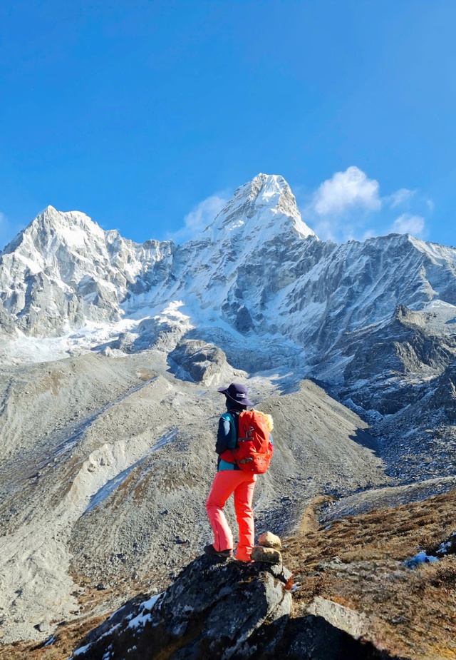 Nguyễn Thanh Bình chinh phục Ama Dablam: Leo núi không chỉ dành cho phái mạnh- Ảnh 4.