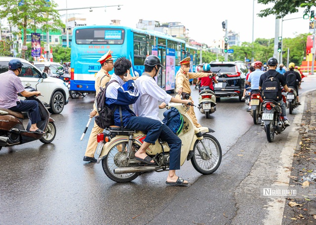 Xử phạt 2,7 tỷ đồng nhờ người dân phản ánh các vi phạm giao thông- Ảnh 1.