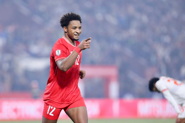 Nằm viện, cầu thủ Xuân Son được