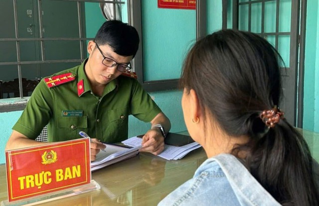 Cuộc gọi lúc giữa trưa và chiêu lừa giả danh công an ở làng quê Đà Nẵng- Ảnh 1.