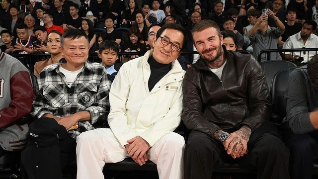 David Beckham xuất bên Thành Long và Jack Ma, gây sốt mạng xã hội - Ảnh 1. David Beckham xuất bên Thành Long và Jack Ma, gây sốt mạng xã hội - Ảnh 1.