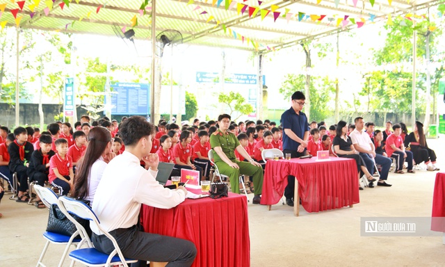 Chi hội Luật gia Công ty Luật The Light đưa pháp luật thành bạn đồng hành của tuổi trẻ- Ảnh 2.