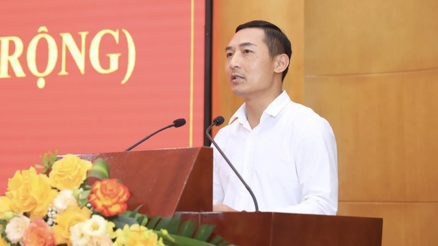 Hà Nội: Tăng cường cải cách hành chính, chuyển đổi số để đạt mục tiêu tăng trưởng 8,5%- Ảnh 1.