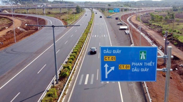 Đồng Nai sẽ bàn giao toàn bộ mặt bằng đường dân sinh cao tốc Dầu Giây – Phan Thiết trong tháng 11/2025 - Ảnh 1.