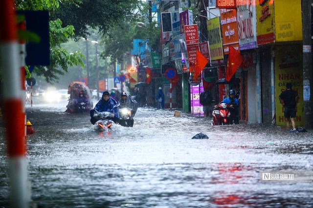 Công ty Thoát nước Hà Nội: Túi tiền nghìn tỷ đồng và “cơn khát” hệ thống thoát nước- Ảnh 2. Công ty Thoát nước Hà Nội: Túi tiền nghìn tỷ đồng và “cơn khát” hệ thống thoát nước- Ảnh 2.
