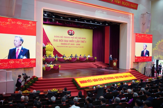 Tổng Bí thư Tô Lâm giao Tp.HCM 4 nhiệm vụ cấp bách phải thực hiện ngay- Ảnh 2. Tổng Bí thư Tô Lâm giao Tp.HCM 4 nhiệm vụ cấp bách phải thực hiện ngay- Ảnh 2.