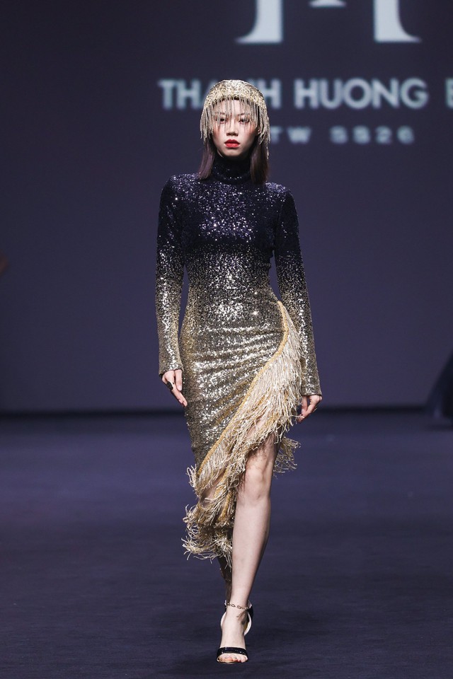Thanh Hương Bùi đưa thời trang Việt tỏa sáng trên sàn diễn Tuần lễ Thời trang Thượng Hải - Ảnh 4.