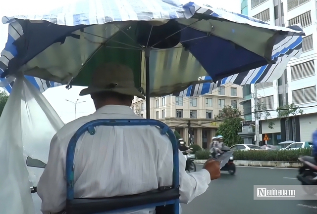 Cướp vé số, tội ác nhắm vào người nghèo yếu thế cần xử lý nghiêm- Ảnh 3. Cướp vé số, tội ác nhắm vào người nghèo yếu thế cần xử lý nghiêm- Ảnh 3.