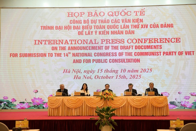 Nhân dân góp ý dự thảo văn kiện trình Đại hội XIV của Đảng trên VNeID- Ảnh 2. Nhân dân góp ý dự thảo văn kiện trình Đại hội XIV của Đảng trên VNeID- Ảnh 2.