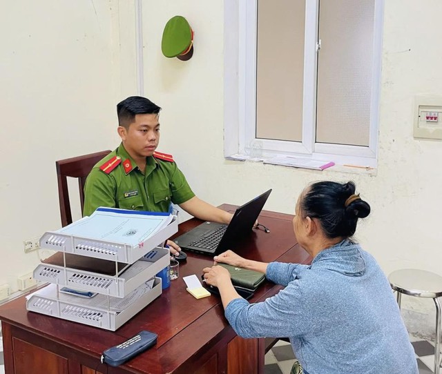 Hà Tĩnh: Giải cứu 1 phụ nữ bị “bắt cóc online”, ép nhốt vào phòng kín - Ảnh 1.
