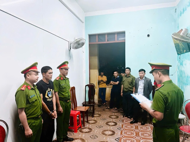 Cô gái trẻ bị mất đồ, công an tìm ra thủ phạm sau 3 giờ nhận tin trình báo- Ảnh 1. Cô gái trẻ bị mất đồ, công an tìm ra thủ phạm sau 3 giờ nhận tin trình báo- Ảnh 1.