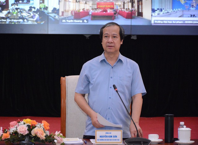 Hội nghị tổng kết, đánh giá kết quả triển khai chương trình, sách giáo khoa giáo dục phổ thông giai đoạn 2020–2025 - Ảnh 1.