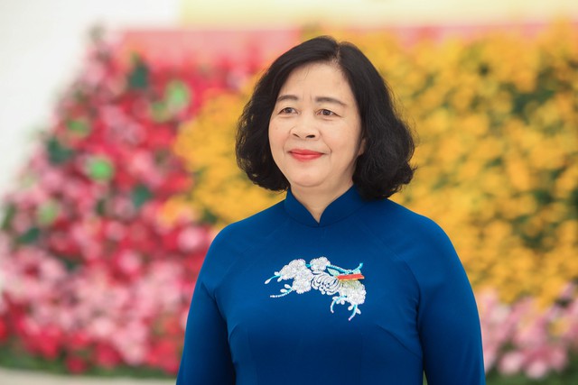 Bà Bùi Thị Minh Hoài tiếp tục giữ chức Bí thư Thành ủy Hà Nội khóa XVIII - Ảnh 1.