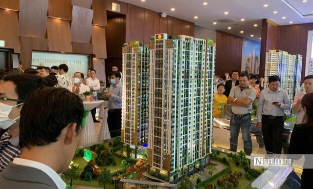 Người lao động "bên lề" giấc mơ an cư - Kỳ 2: Có mái ấm để về là tuổi trẻ gắn với nỗi lo trả nợ- Ảnh 5. Người lao động "bên lề" giấc mơ an cư - Kỳ 2: Có mái ấm để về là tuổi trẻ gắn với nỗi lo trả nợ- Ảnh 5.